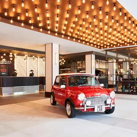 Radisson Red London Heathrow Hotel